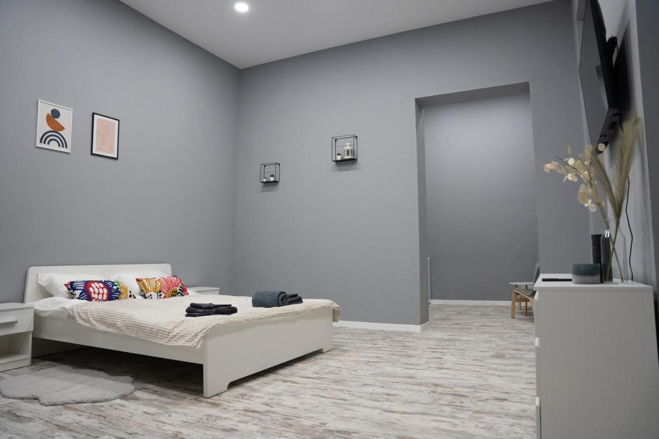 Soho Apartments Lviv Luaran gambar